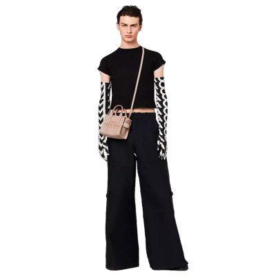 THE LEATHER CROSSBODY TOTE BAG